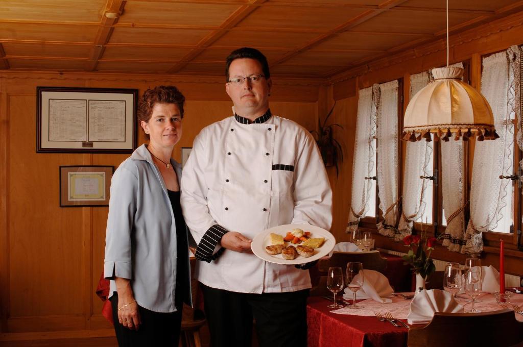 Hotel-Restaurant Drei Tannen เบลวัลด์ ภายนอก รูปภาพ
